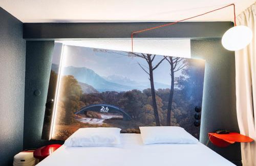 Miroir - Batignolles Hotel | ibis Styles Le Mans Gare Sud