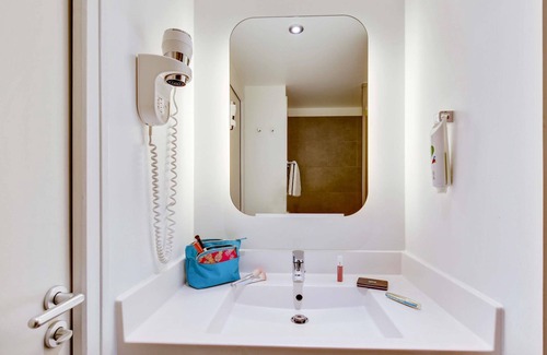 Tremblay-les-Gonesse Hotel | Ibis Styles Paris Charles de Gaulle Airport