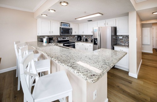 Fort Walton Beach Condo | IBR 3005: Gulf Secret – Oceanfront Luxury Views