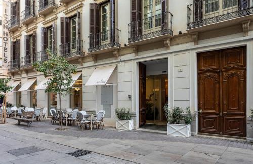 Ensanche Centro Hotel | ICON Malabar