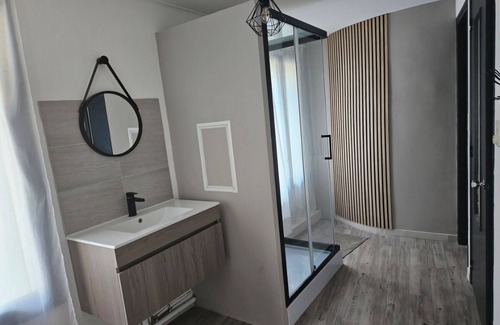 Sauvian Apartment | Idéal Couple et 2 Enfants. bel Appartement a 6 km de la Plage