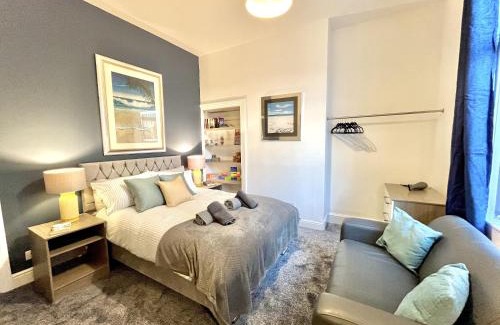 Preston House | Ideal 4 Bed Stay-Away-Home in Preston