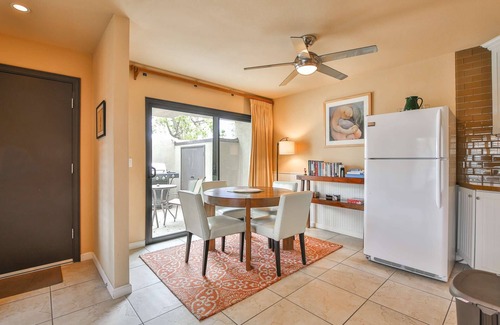 Palm Desert Condo | Ideal Condo by El Paseo | Pool & Tennis Access | Modern Amenities & Proximity to Shopping