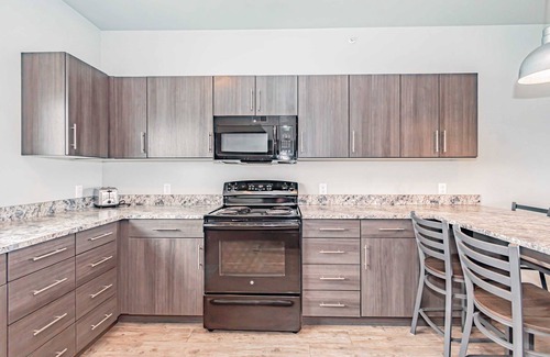 Rexburg Apartment | Ideal family stay w/kitchen 80 mins to Yellowstone