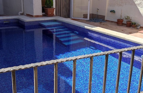 Niguelas Cottage | Ideal house for families with pool in a spectacular patio