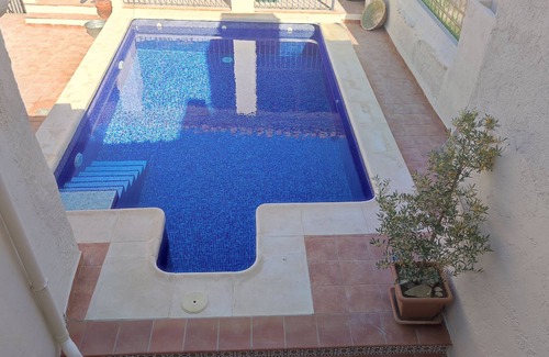 Niguelas Cottage | Ideal house for families with pool in a spectacular patio