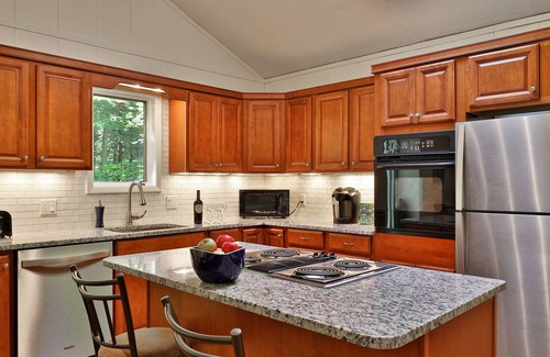 Killington House | Ideal Killington Escape! Hot tub, game room, grill, 2 fireplaces, pet-friendly!