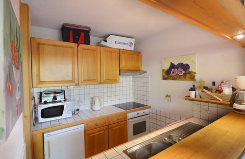 Morzine Apartment | Ideal Location: Central 1BR Apt, Sleeps 6, Near Ski School & Lifts, Large Terrace