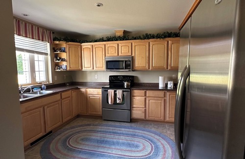 Sunday River Area Condo | Ideal location less than 2 mins away, very clean, relax and recharge!