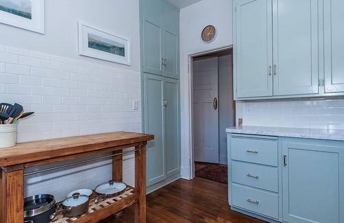 Kutzky Park House | Ideal Location Near Mayo & St. Mary's *6 bedrooms*