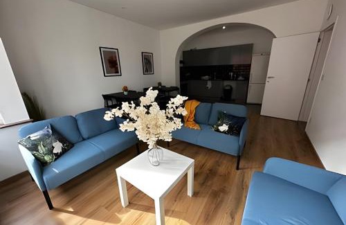 Brussels House | Ideal Room Near Gare du Midi