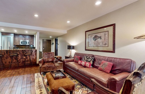 Vail Condo | Ideally located condo with pool & hot tub, next to Vail Golf Club/Nordic Center