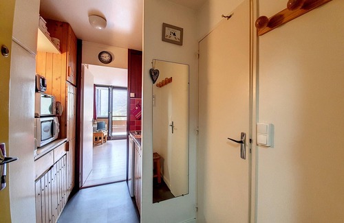 Les Menuires Apartment | Ideally located studio, 2 pers, ski-in/ski-out