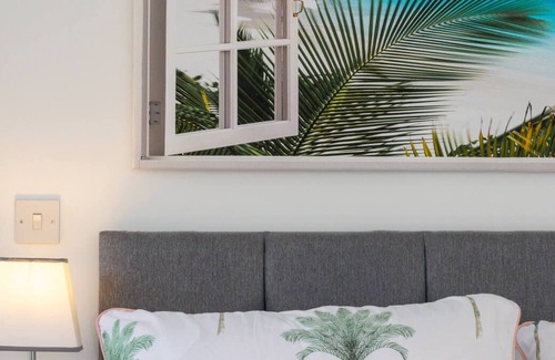 Saltdean Apartment | Idrella Studio in the beautiful Brighton