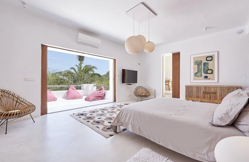 Sant Agusti des Vedra Villa | Idyllic villa in a traditional Ibicenco style in a glorious rural location