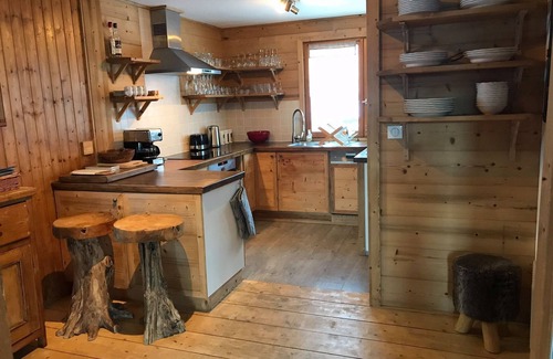 Morzine Ski Chalet | Idyllic chalet with hot tub, close to the village, bus stop outside MULTIPASS !
