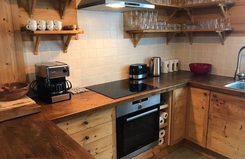 Morzine Ski Chalet | Idyllic chalet with hot tub, close to the village, bus stop outside MULTIPASS !