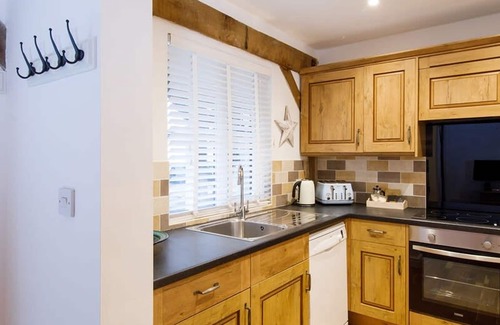 West Wittering Apartment | Idyllic Countryside Annexe Near West Wittering Beach