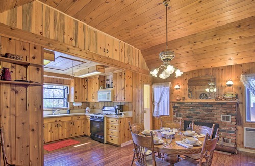 Pine Cove House | Idyllwild Nature Retreat: Hiking, Fishing & Biking