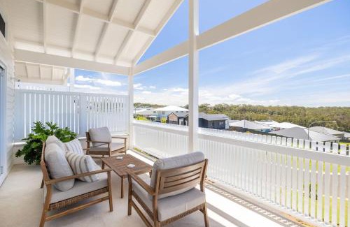 Mollymook House | Igloo - Mini