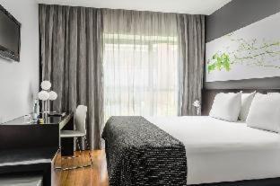 L'Hospitalet de Llobregat Hotel | Ikonik Lex