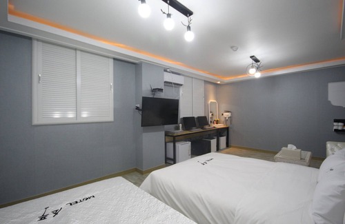 Songman Hotel | Iksan Sopung