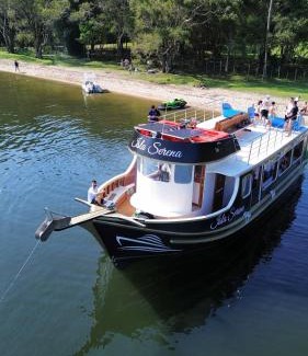 Lagoa da Conceicao Boat Rental | Ilha do Campeche - Escuna Grande