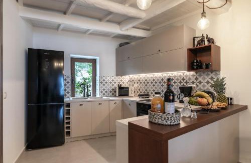 Maroulas Villa | Iliahtida