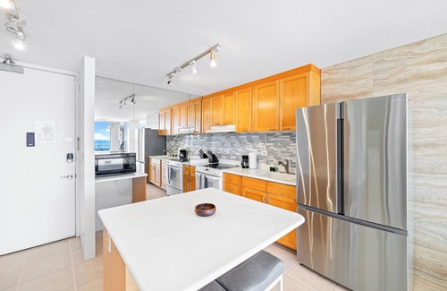 Waikiki Condo | Ilikai Marina @6FL Ocean View and Marina, Renovated