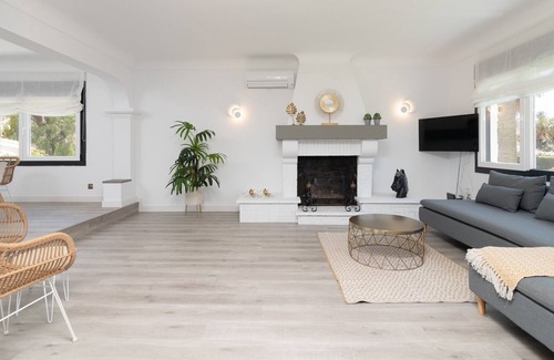 Torremolinos Villa | iloftmalaga Villa Niza