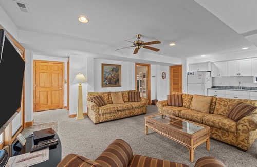 Ocean Sands House | Imagine yourself “Carolina Daydreamin” on the Outer Banks with the entire family.