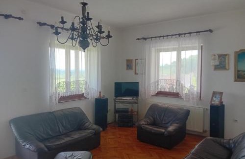 Mladenovac House | Imanje Gavrilovic