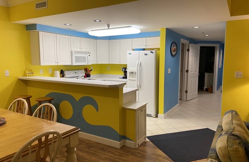 North Ocean City Condo | Immaculate 2 BR/2BA Condo, steps from the Beach and Northside Park in North OC