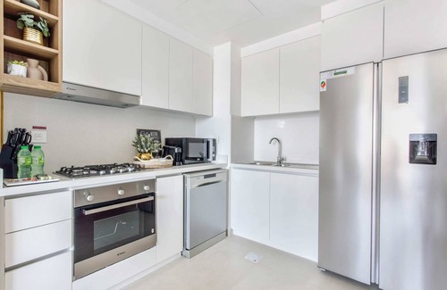 Trade Center Apartment | Immaculate 2BR w/Burj Khalifa Views in Downtown!
