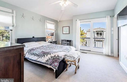 Surf City House | Immaculate 4-bedroom Beach House with Spectacular Ocean Views - Surf City