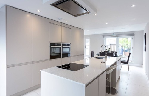 Windsor House | Immaculate Central Windsor Town House