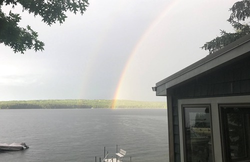 Raymond House | Immaculate Cottage On Beautiful Panther Pond