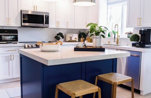 Tavernier House | Immaculate, Fully Renovated, Waterfront, Florida Keys Home - Beach Vibes!