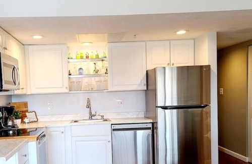 Midtown Ocean City Condo | Immaculate Oceanblock 2 Story Condo 3b 2ba (sleeps 9) Steps from beach