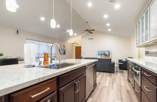 Chandler House | Immaculate! Single-Story 3bdr | Chandler