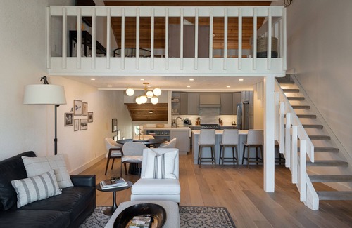 Elkhorn Village House | Immaculate Sun Valley Townhome in Elkhorn