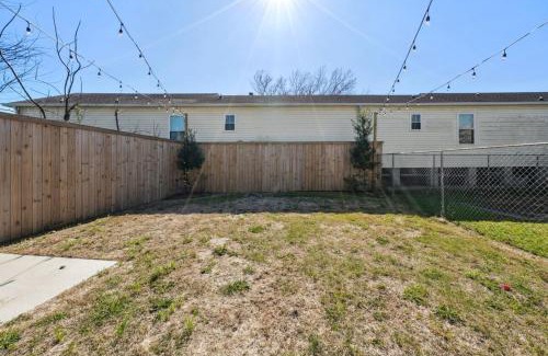 Tulane - Gravier House | Immaculate Superdome Home Parking Yard TVs Ensuite