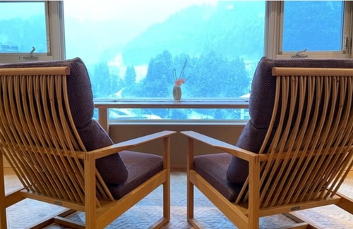 Kurobe Hotel | Immerse yourself in the openair bath and admire t/Kurobe Toyama