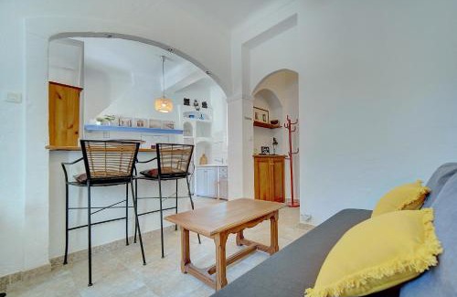 Riou - Petit Juas - Av de Grasse Apartment | IMMOGROOM - Cosy Apartment - Quiet Place - Provencal style