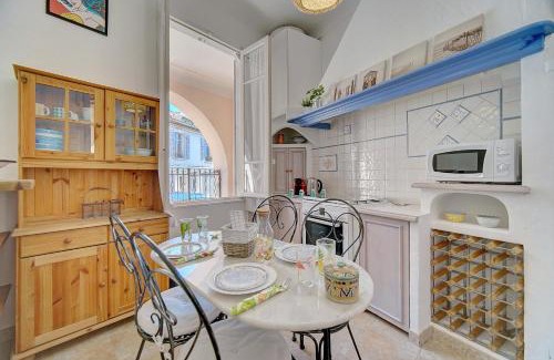 Riou - Petit Juas - Av de Grasse Apartment | IMMOGROOM - Cosy Apartment - Quiet Place - Provencal style