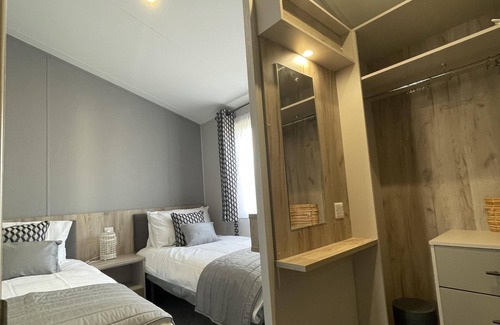 Camber Cabin | Impeccable 3- bed luxury Lodge in Camber Sands