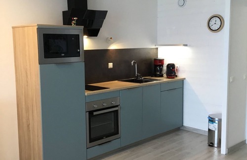 Treboul Apartment | Impregnable sea view apartment, direct access to the beach and thalasso of douarnenez