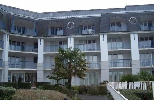 Treboul Apartment | Impregnable sea view apartment, direct access to the beach and thalasso of douarnenez