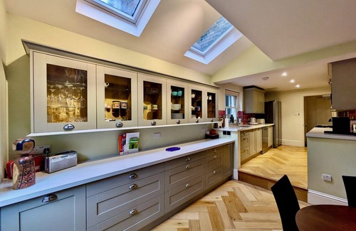 Tulse Hill House | Impressive 5BR family home in Leafy