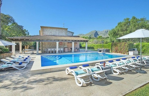 Pollensa Villa | Impressive Country Farmhouse, Private Pool, Superb Mountain Views, 5 minutes to Cala San Vicente!